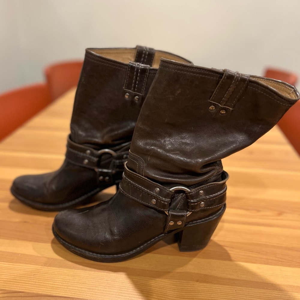 Frye Women's Carmen Harness Boots 77372, Size 9B